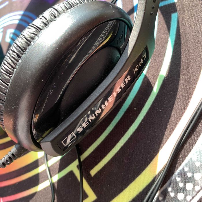 Навушники Sennheiser HD 65 TV та інші