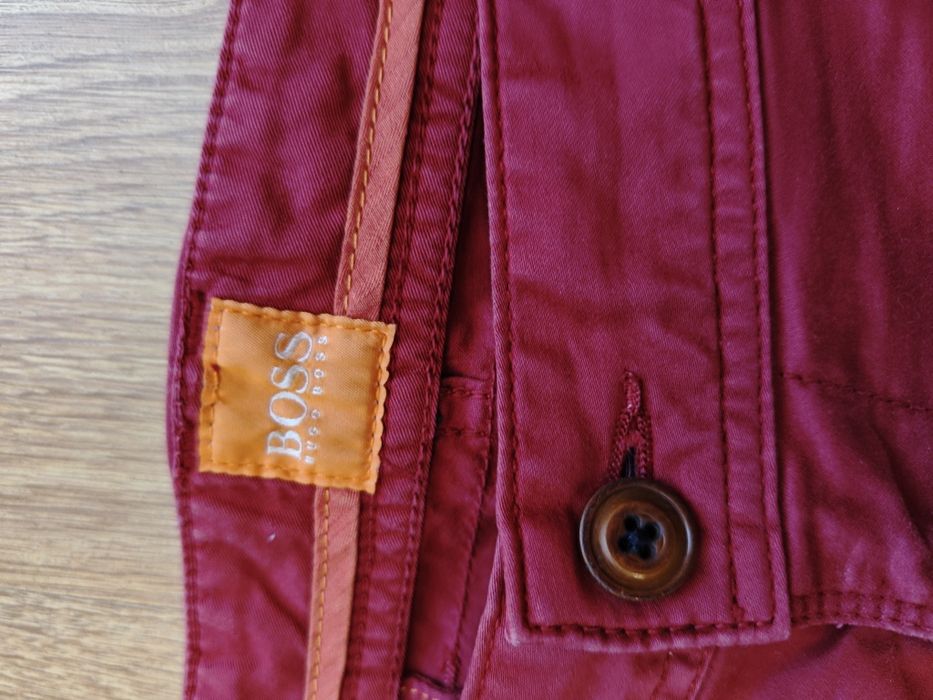 Spodnie chinos Hugo Boss