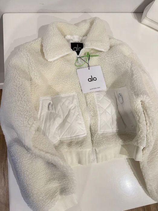 Куртка Alo плюшева нова відомий бренд Оригінал