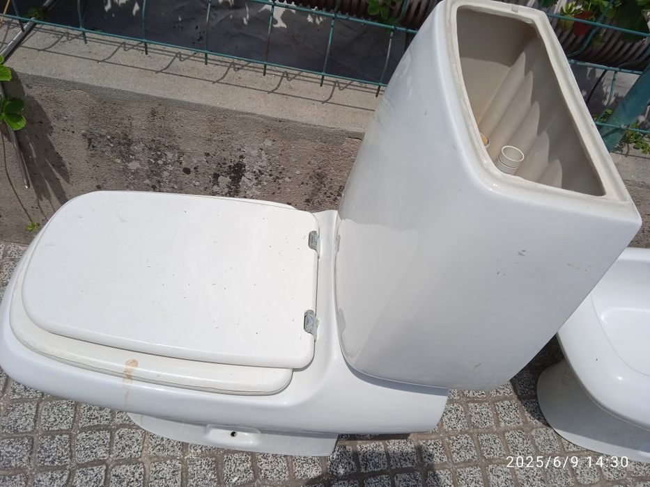 Loiça de casa de banho para desocupar