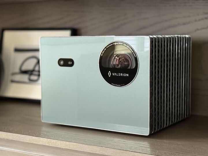 Projetor valerion vision  4k novo com plástico