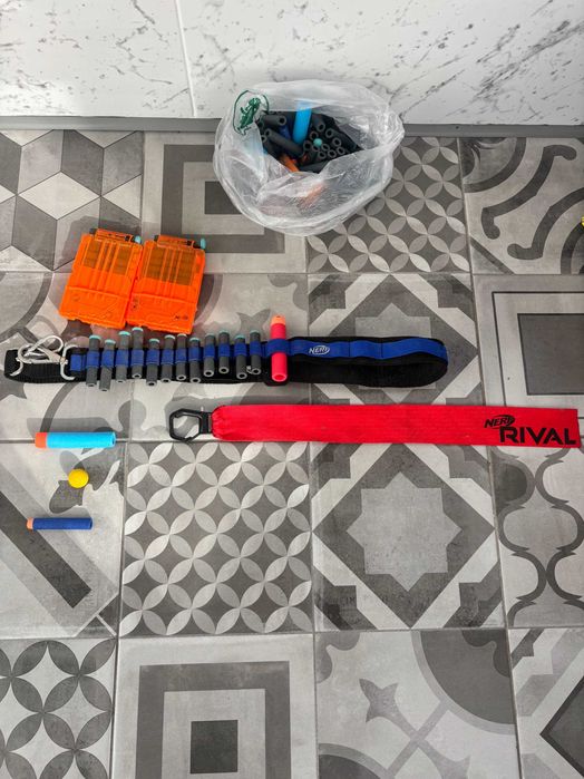 Brinquedos Nerf e acessórios