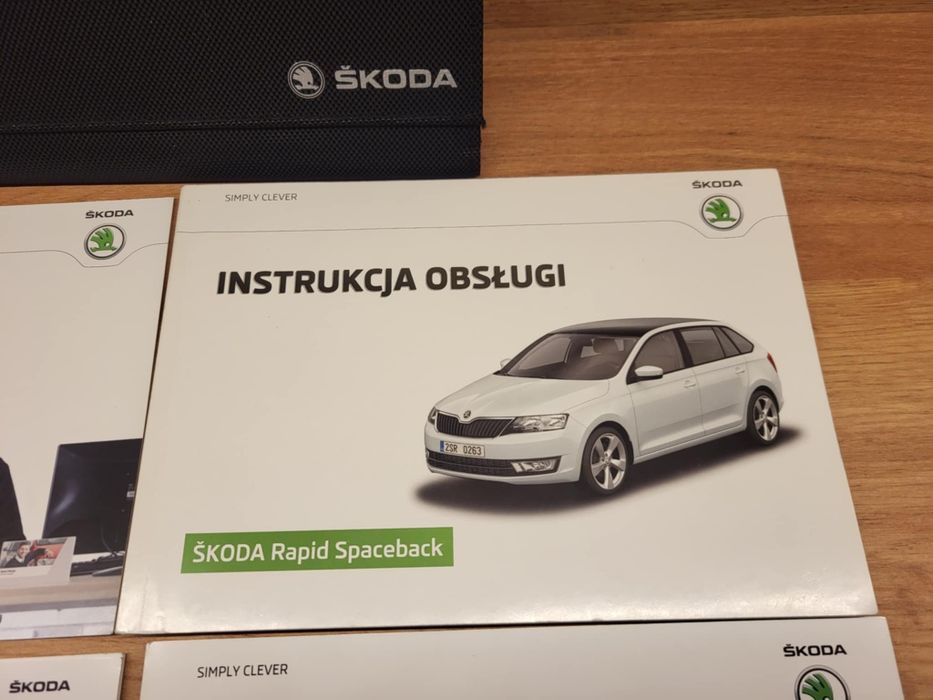 Instrukcja obsługi Skoda Rapid 05/2015 PL etui