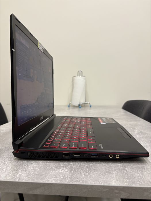 Msi gp63 leopard 8rf gtx1080 16gb