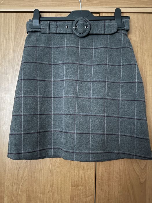 Спідниця в клітинку