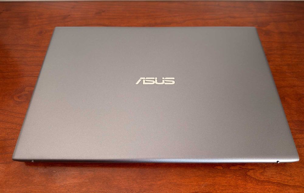 Asus VivoBook F512F 15.6"FHD|i5-8250U|20Gb Ram|Ssd 512Gb|GeForce MX110