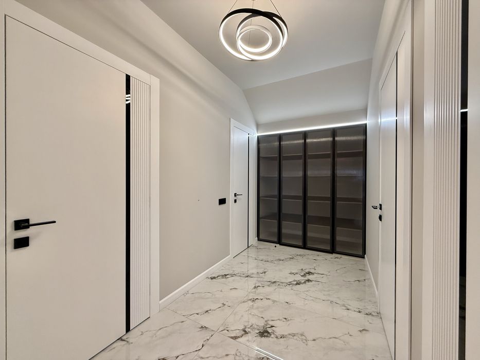 Продається розкішний Котедж в ЖК «Марморожський»