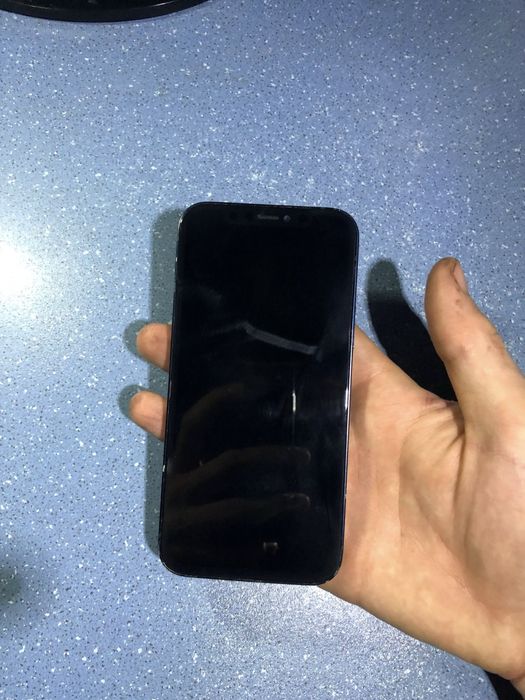 Продам Iphone 12 64gb