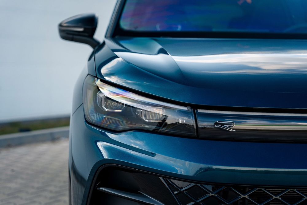 Volkswagen Tiguan Volkswagen Tiguan R-Line Plus 2.0TSI 265KM| PPF | Cesja |