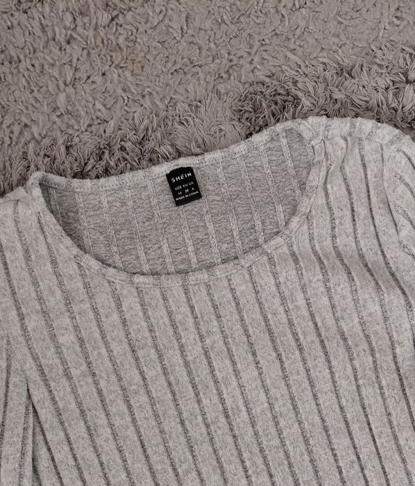 Довга сукня у рубчик