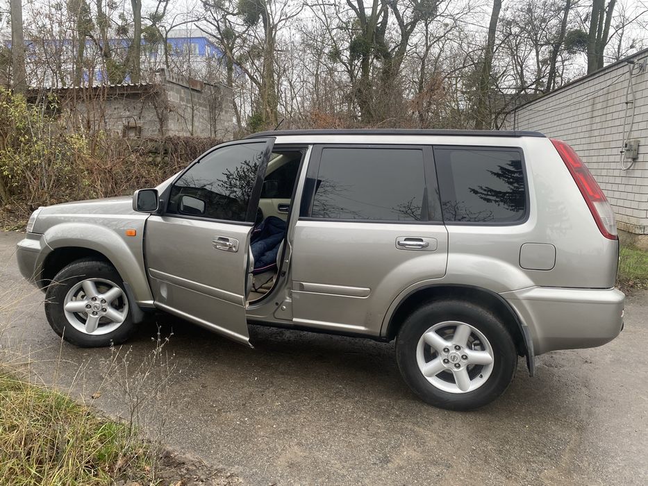NISSAN X-TRAIL 2002р. 2.0АТ (140 кс.) 4WD газ-бензин автомат