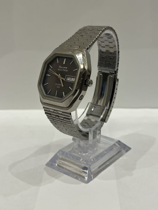 Bulova Accutron Quartz