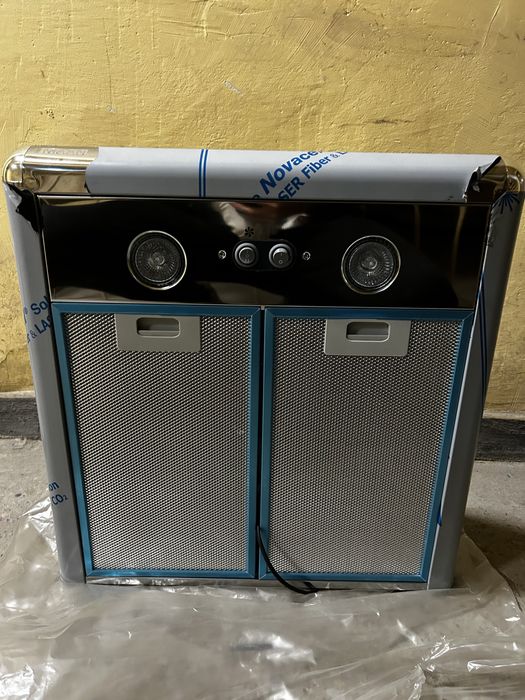 Okap kuchenny podszafkowy – nowy – filtry metalowe