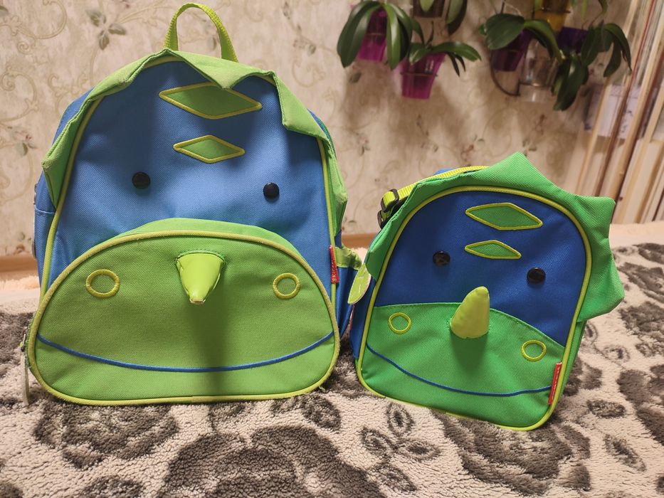 Рюкзак та ланч бокс Skip hop