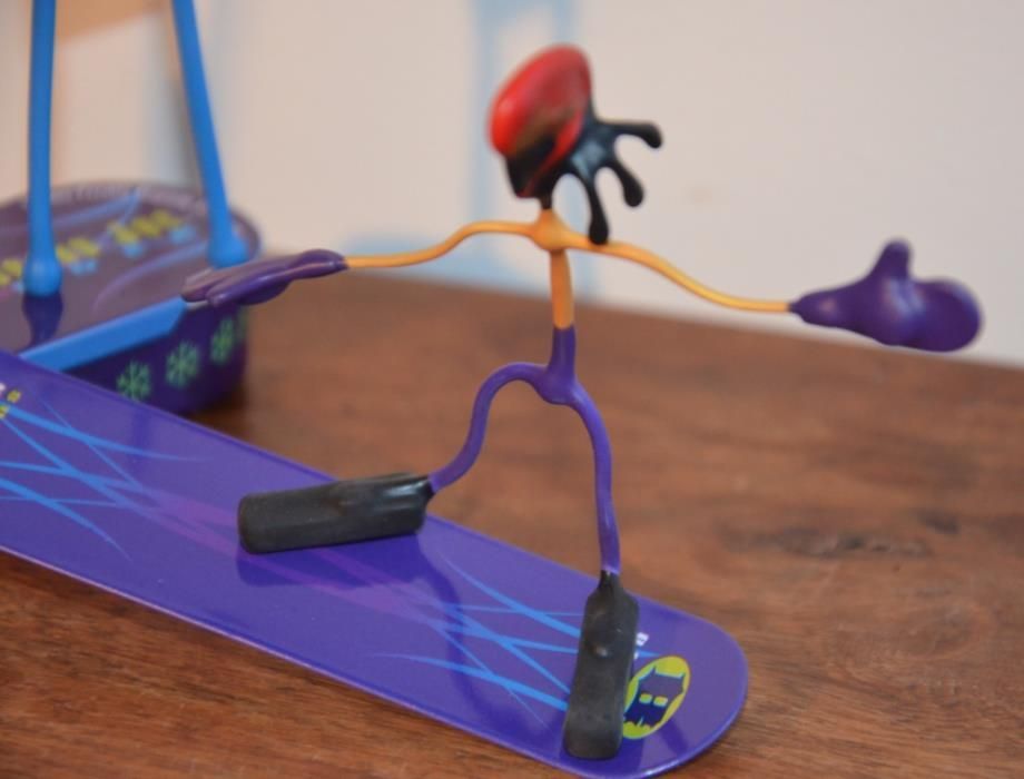 Boneco dobrável/flexível (BENDER) - “Snowboard Joe” (praticante de sno