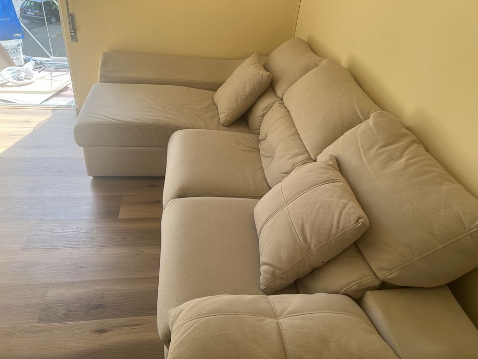Sofá Modular Reclinável Elétrico (4 Lugares) – Bege, Conforto Premium a Preço Imperdível!