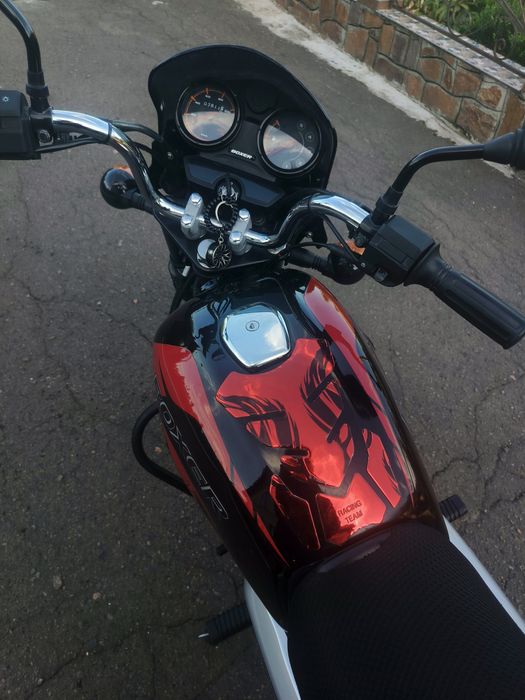 Мотоцикл bajaj boxer 125