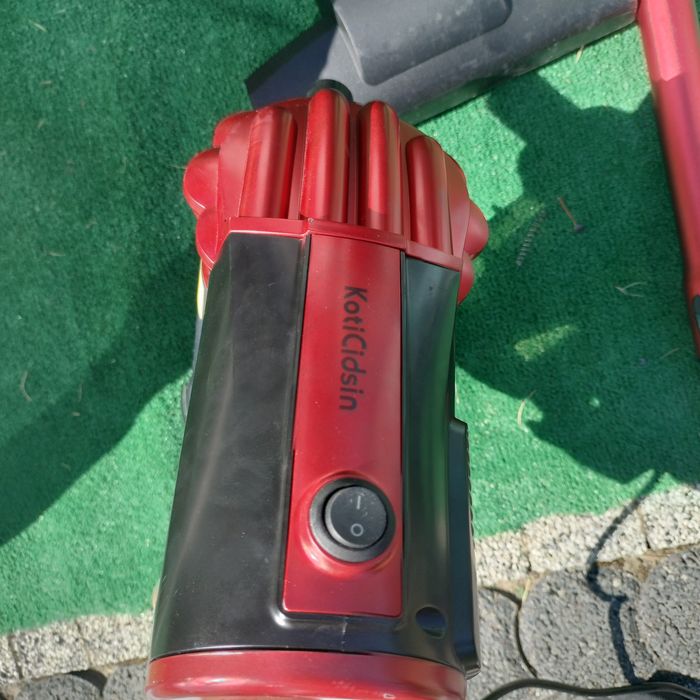 Odkurzacz pionowy Koticidsin sl585f czerwony 800w
