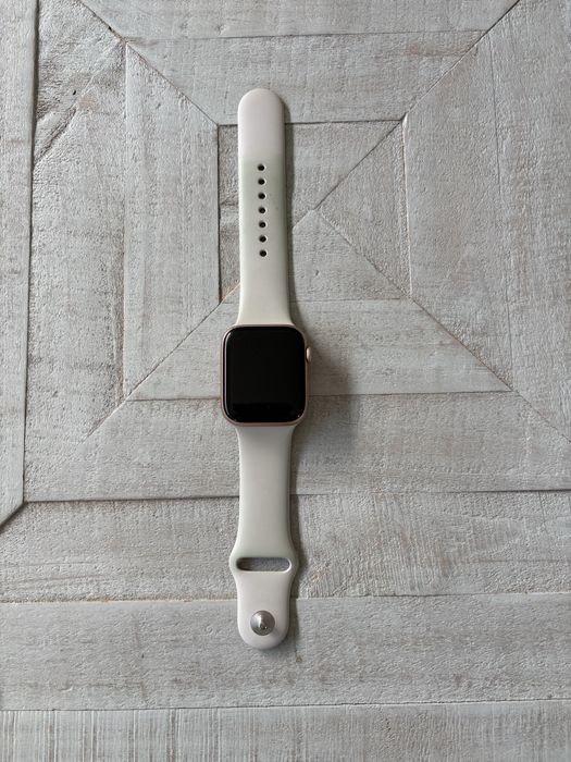 Apple Watch Serie 5 44mm Gold Aluminum