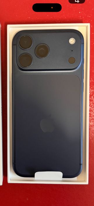 Iphone 17 pro Max 256Gb Azul Novo