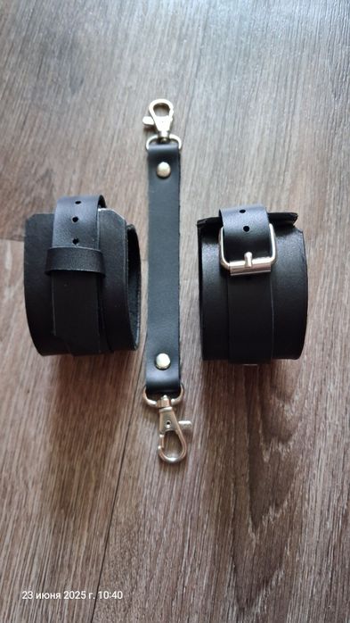 Браслеты для двоих для игр в виде наручники из натуральной кожи
