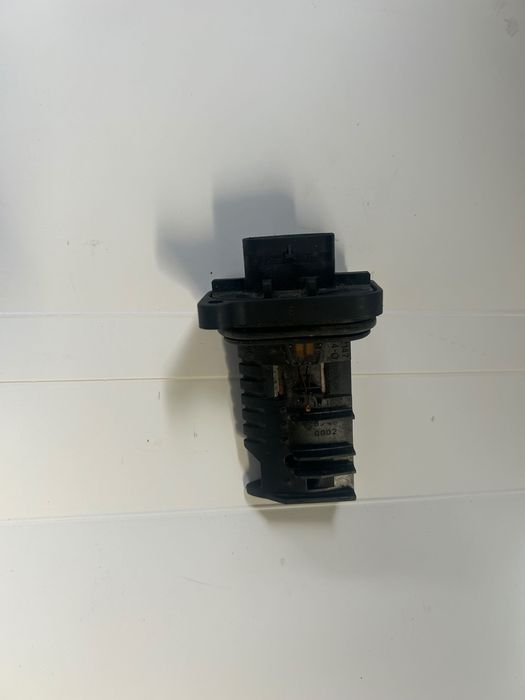 Medidor massa de ar Bmw 116d f20
