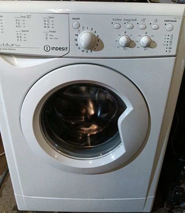 Entrega garantia máquina de roupa Indesit 7kg