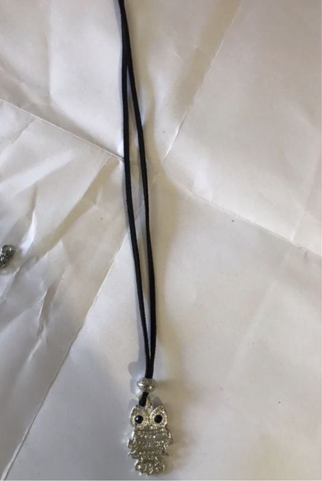 Colar com MOCHO da SORTE- NOVO - com brilhantes e em várias cores