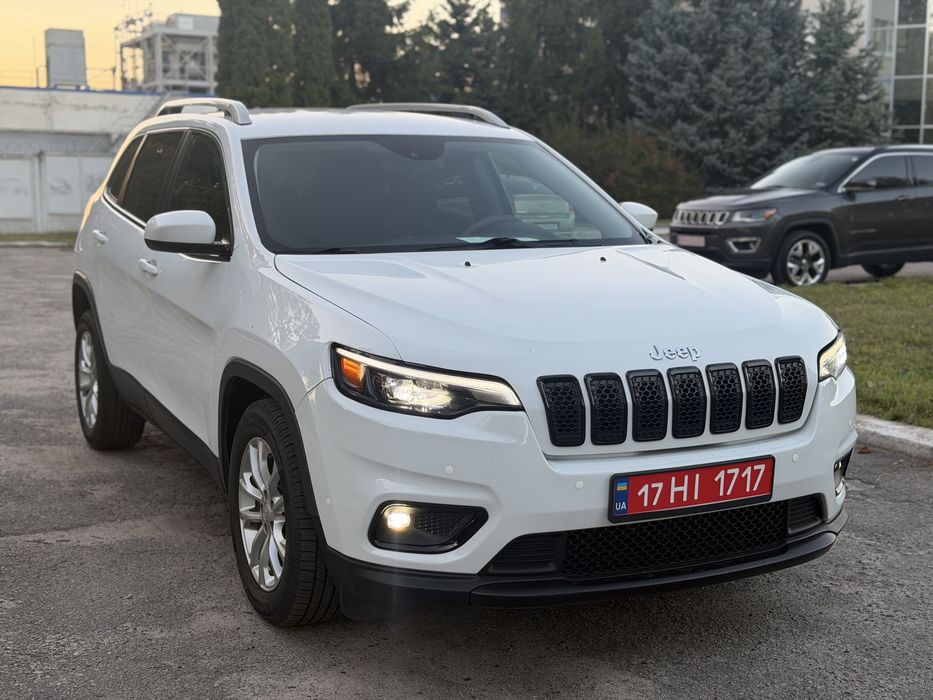 Продам Jeep Cherokee
