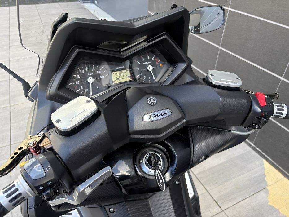 Tmax 530 apenas 18mil km