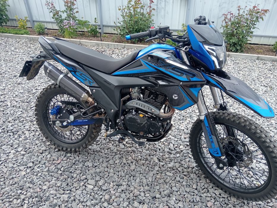 300 кубів. 4 тис км. 2024р.