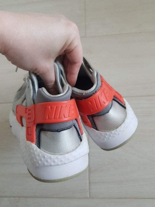 Кросовки Nike Air Huarache 35 розмір 23см