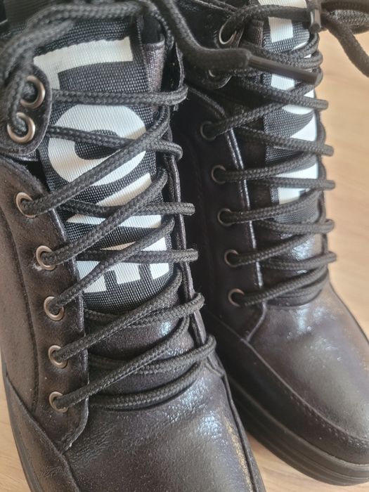 Sneakersy na koturnie 39