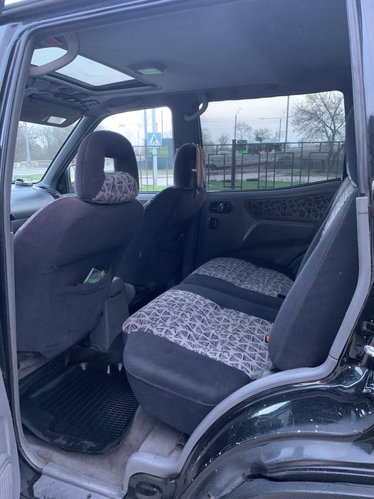 Nissan Terrano ll 2000