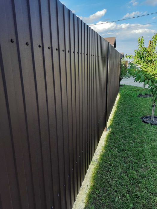 Забор из профнастила под ключ. Ворота, Калитки, Столбы, Фундамент