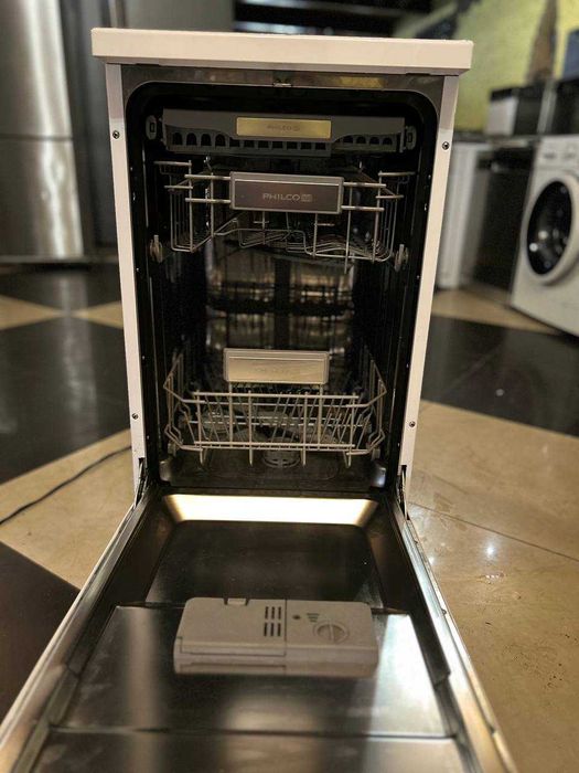 Посудомийна машина Philco