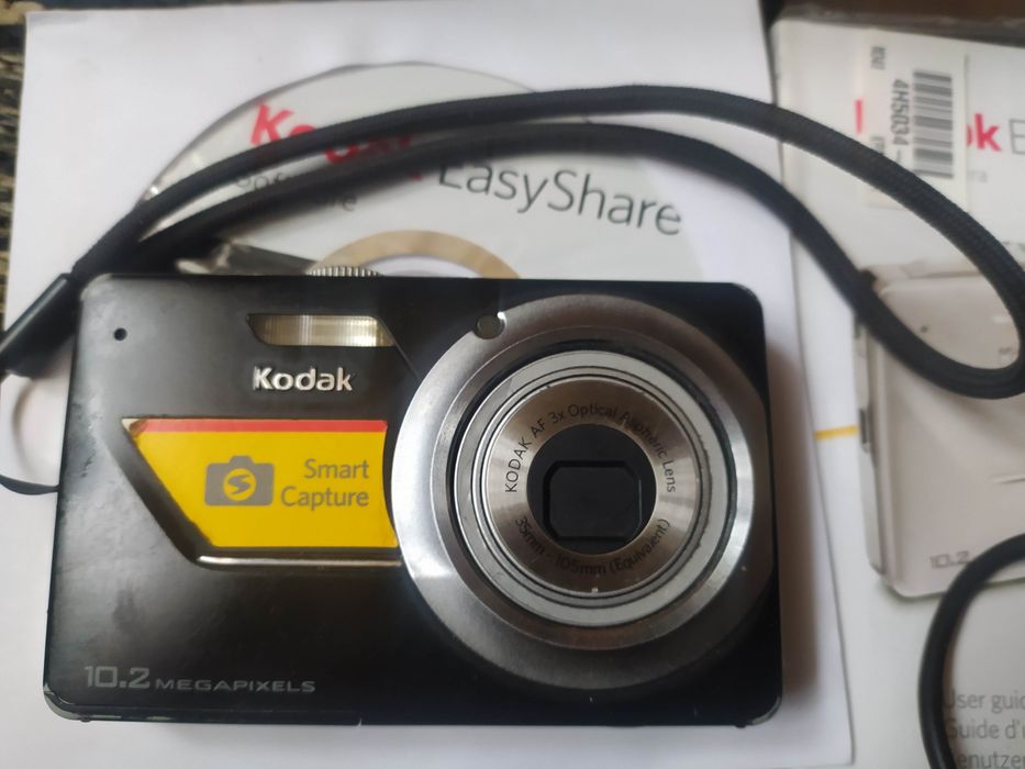 Цифровий фотоапарат Kodak M340
