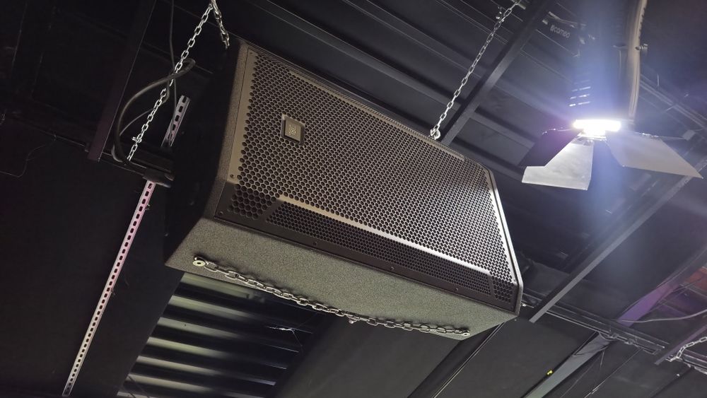 Głośnik JBL STX815M