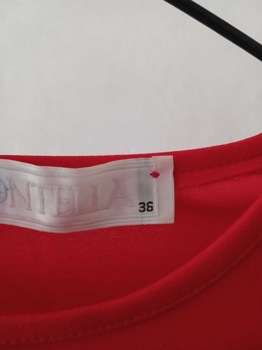 Сукня червона святкова