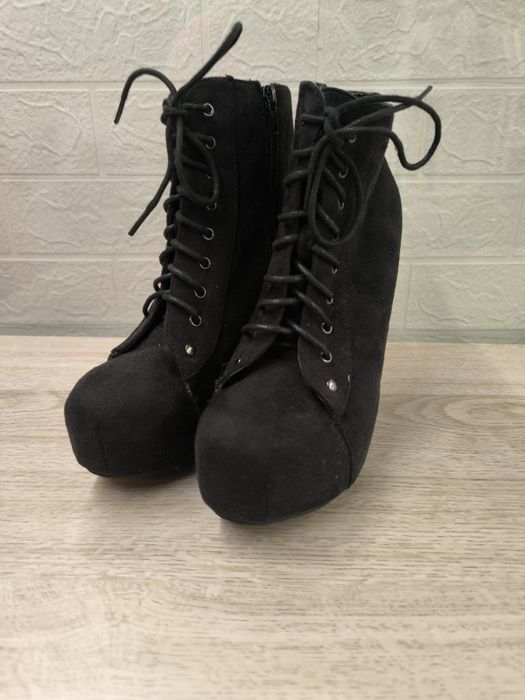 Czarne botki 38 Wild Diva
