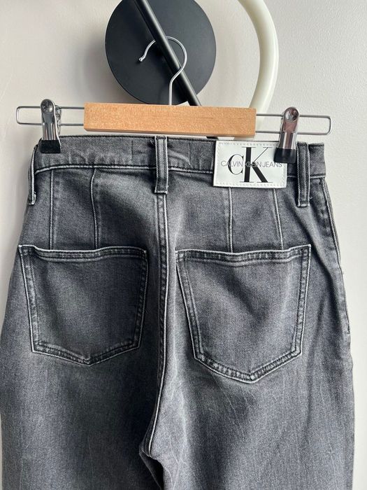 Calvin Klein Mom Jeans