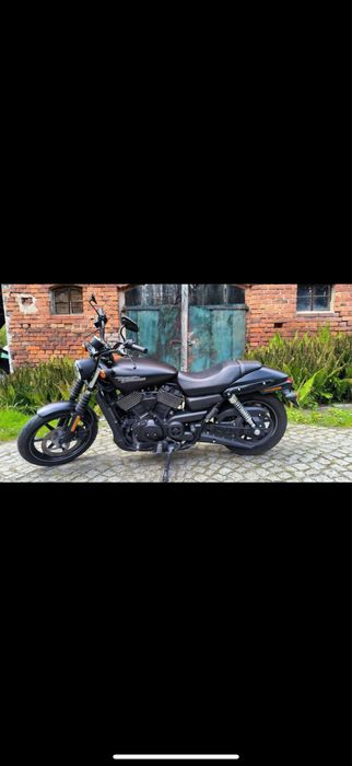 Harley Davidson  Street