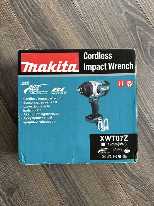 Акумуляторний Гайковерт Makita DTW1001.18v.квадрат 3/4.