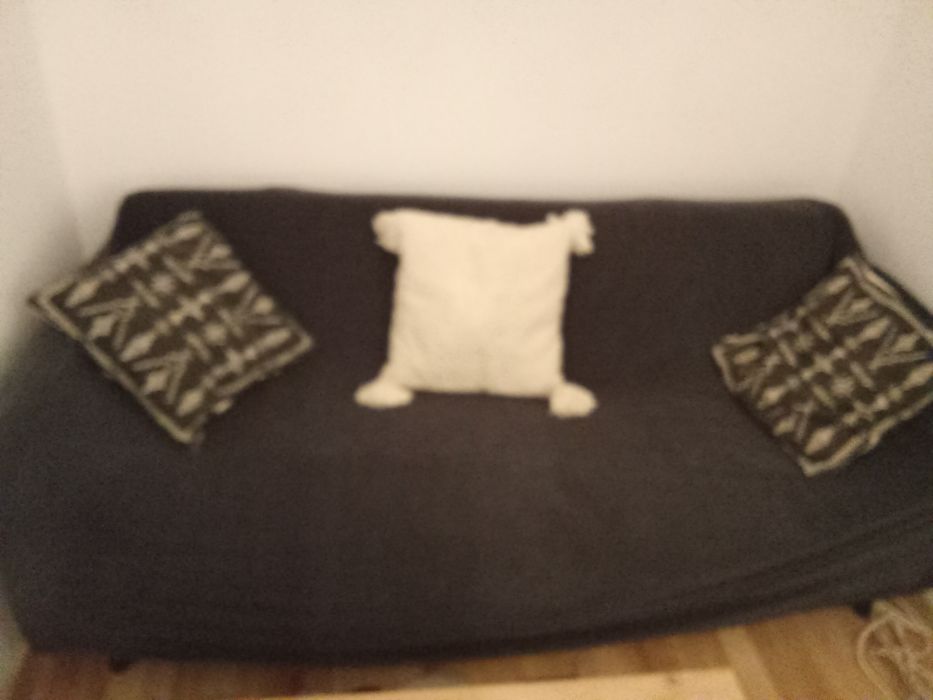 Narzuta na kanapę wersalkę naciagliwa