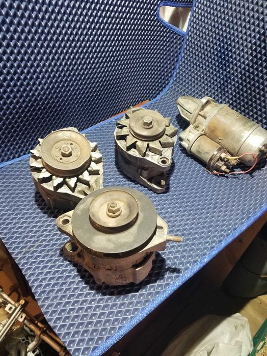 Генератор ВАЗ три штуки