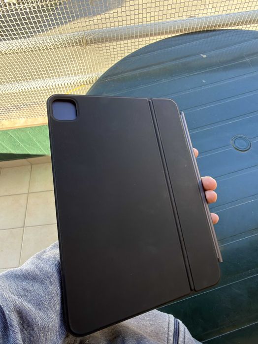 Capa Iservice com Teclado Português touchpad  + Apple Pencil USB-C para iPad Air M2 11”