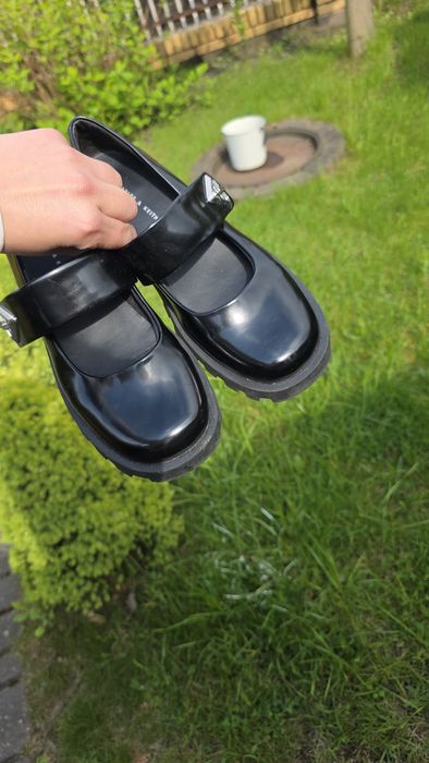 Damskie buty charles& keith 38