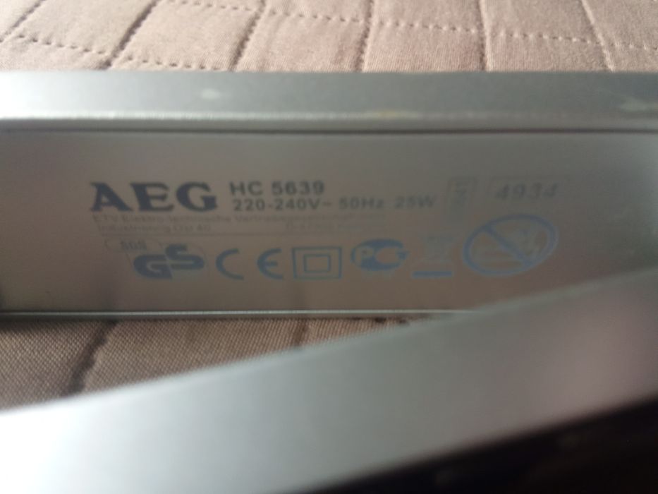 Esticador de cabelo AEG