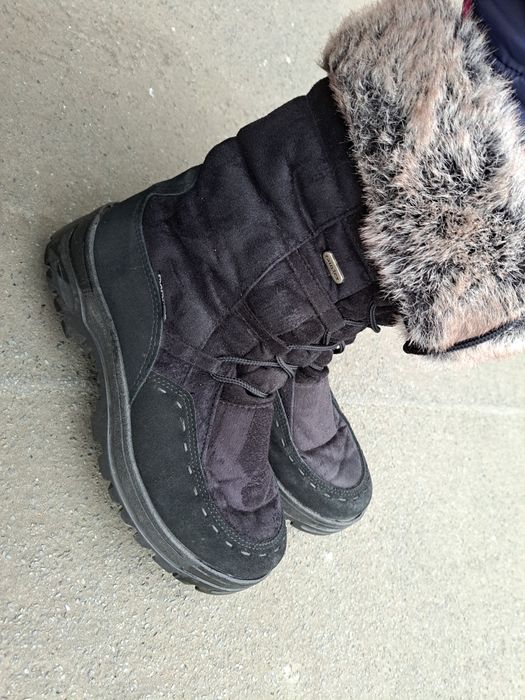Зимові Жіночі чоботи з льодоступами  39рр