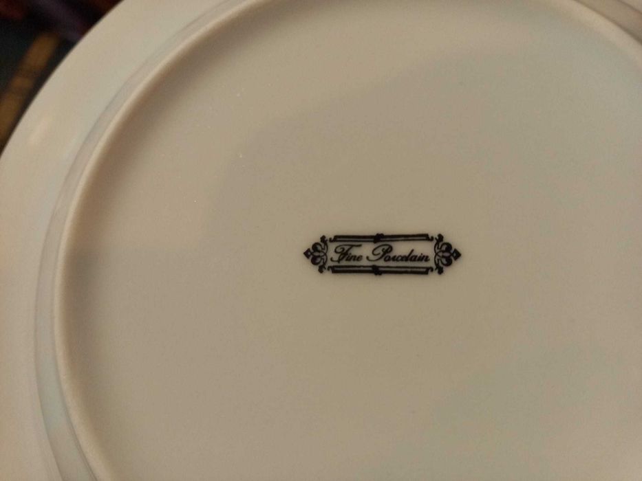 14 Pratos Fine Porcelain64738347147651122